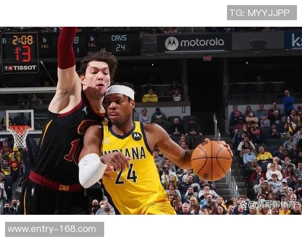 杰伦约翰逊：与库明加搭档感觉很棒我俩能彼此互补